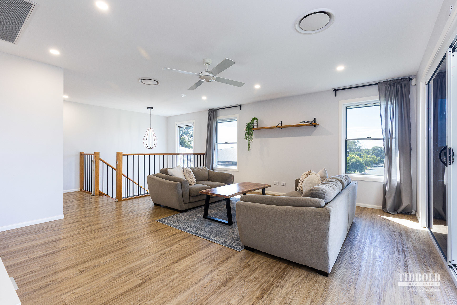 34 Vanstone Way, Redland Bay > Tidbold Real Estate