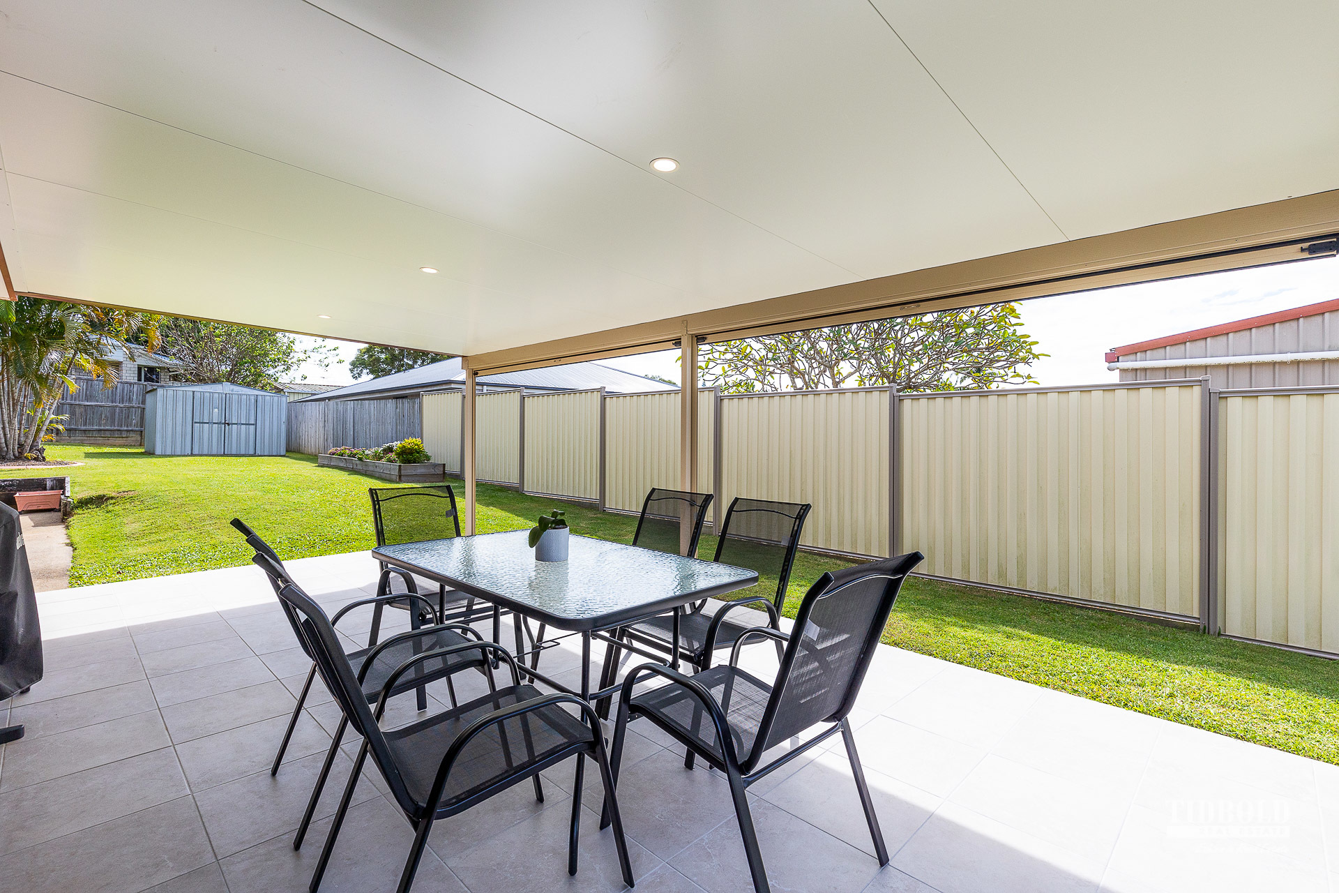 7 Heeler Court, Redland Bay - Thumbnail 3