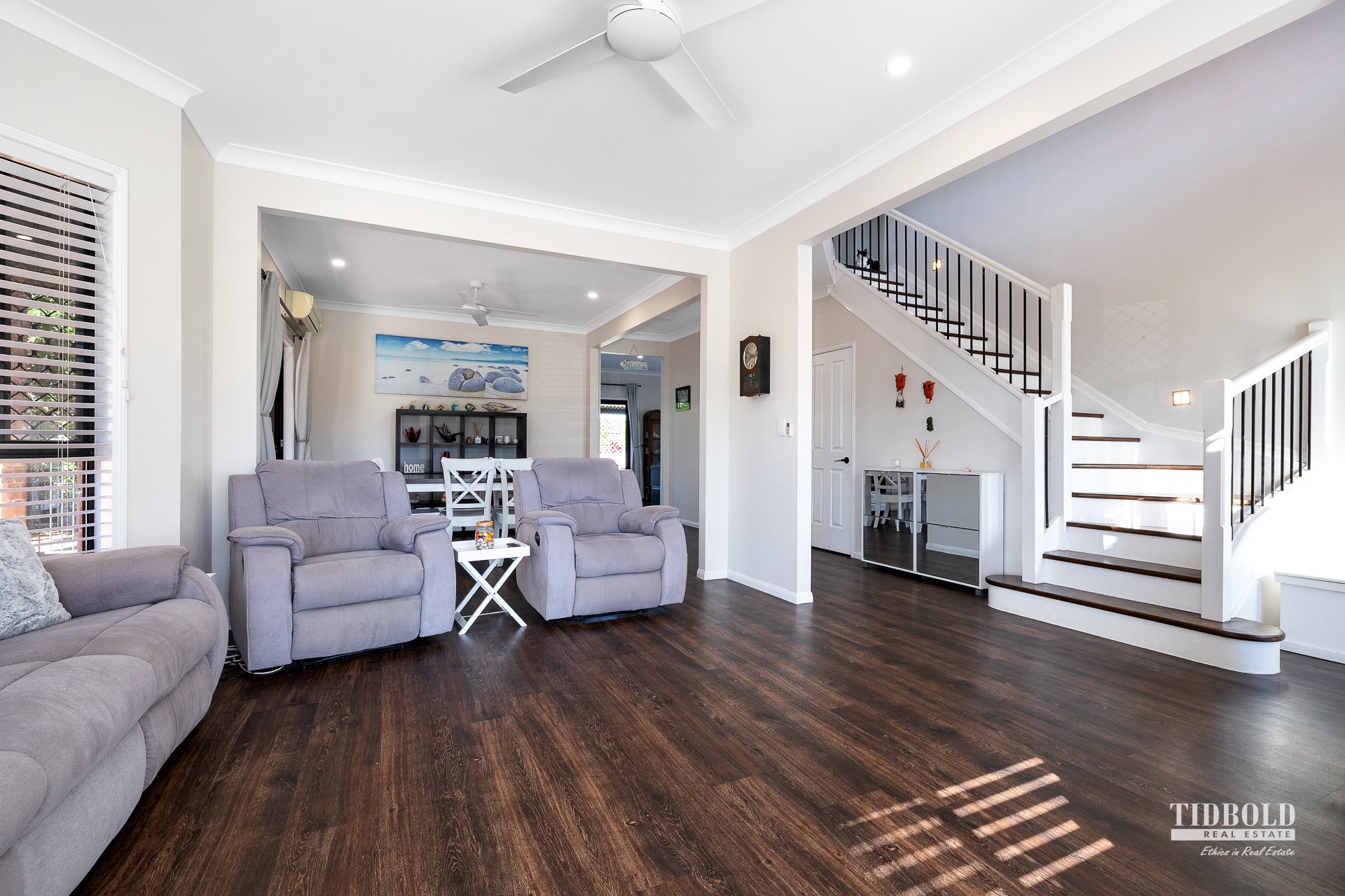 31 Attenborough Circuit, Redland Bay - Thumbnail 2