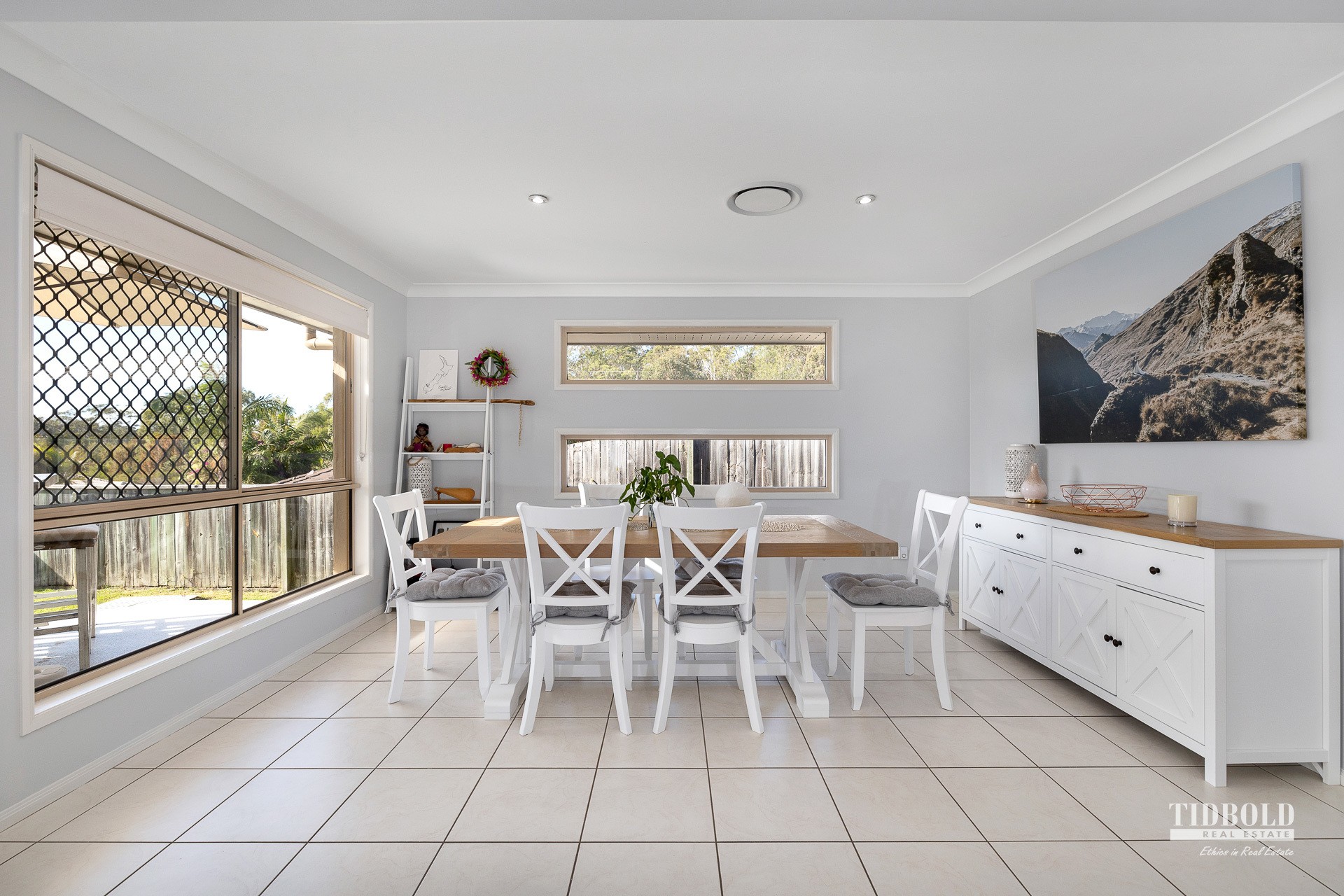 2 Kelby Close, Redland Bay - Thumbnail 5