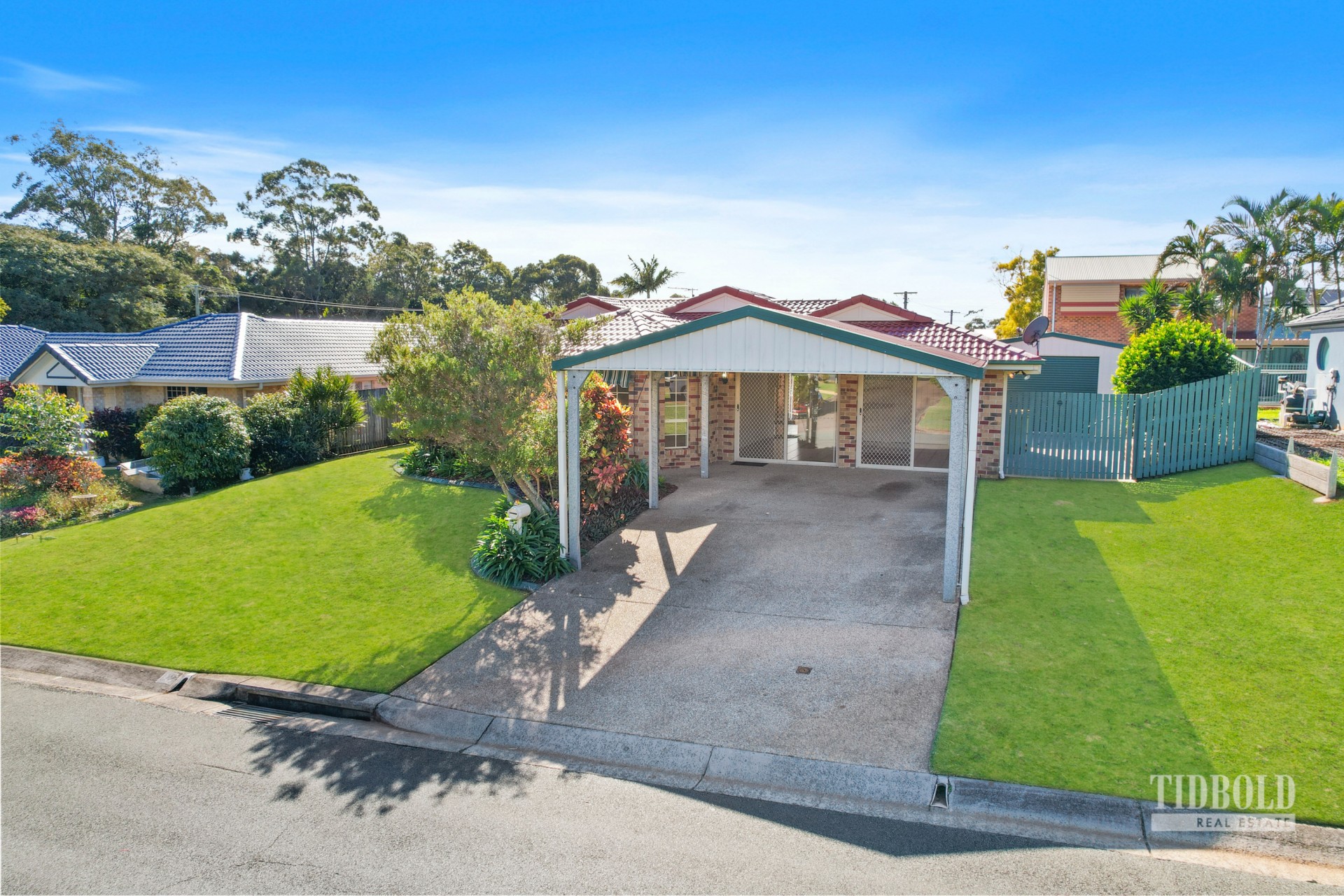 12 Marianne Street, Victoria Point - Thumbnail 2