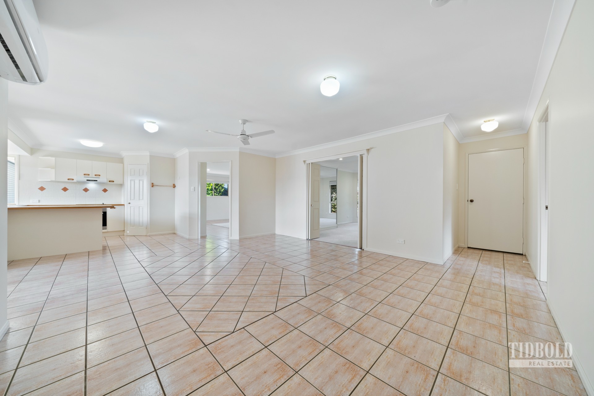 12 Marianne Street, Victoria Point - Thumbnail 6