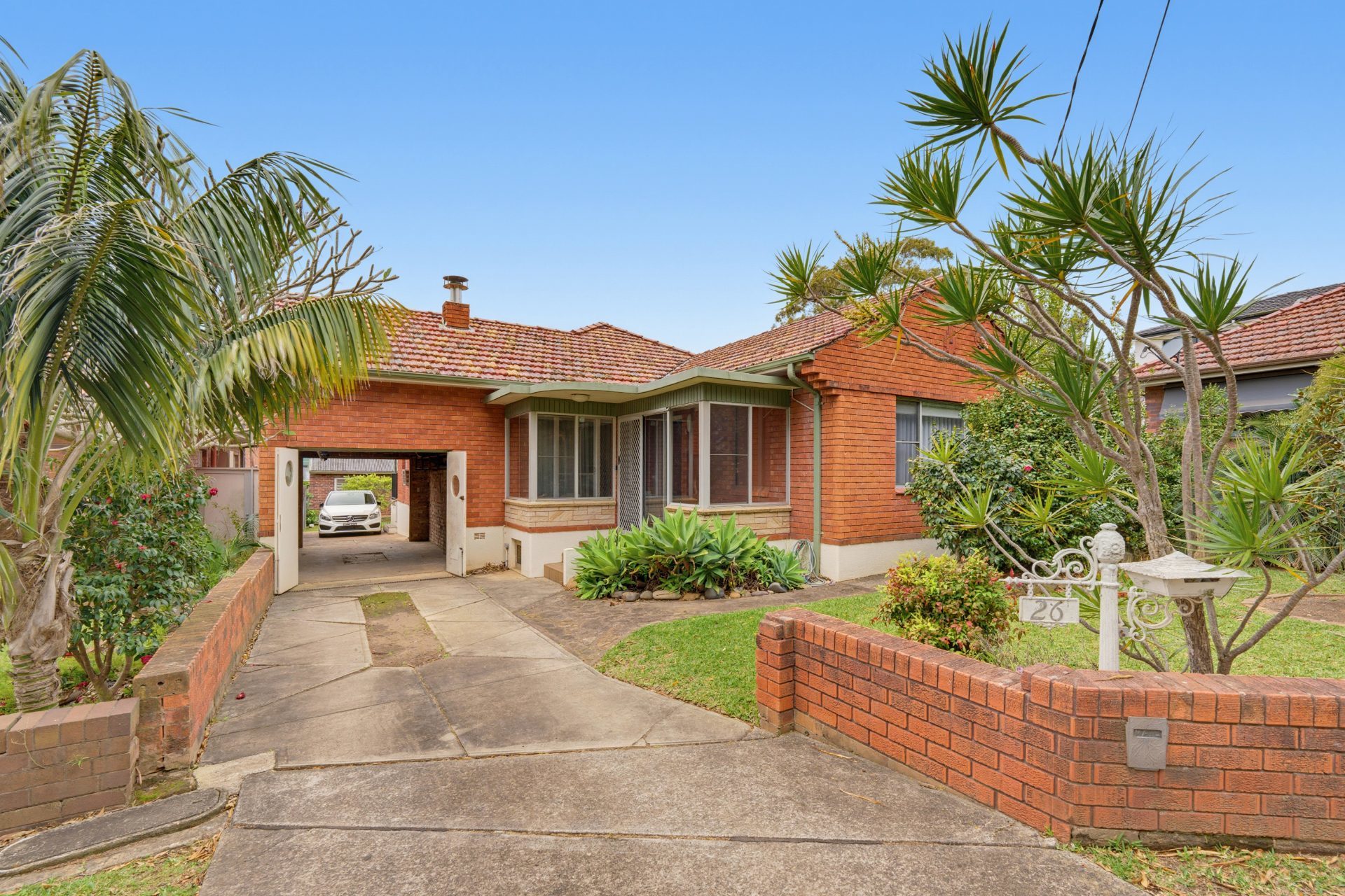 26 Caloola Crescent, Beverly Hills - Image 1
