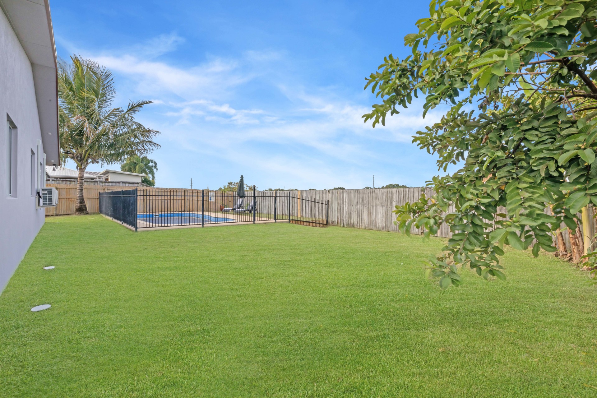 40 Cinnamon Drive, Glenella - Image 1
