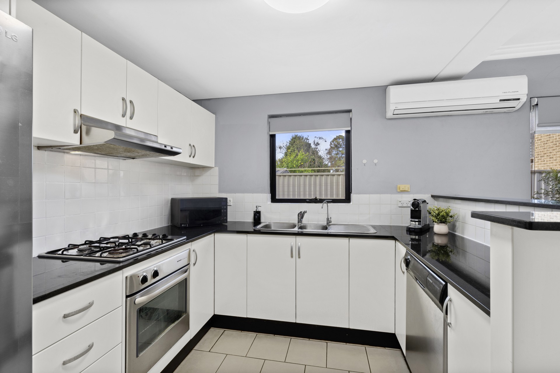 8 Walker Street, Merrylands - Thumbnail 3
