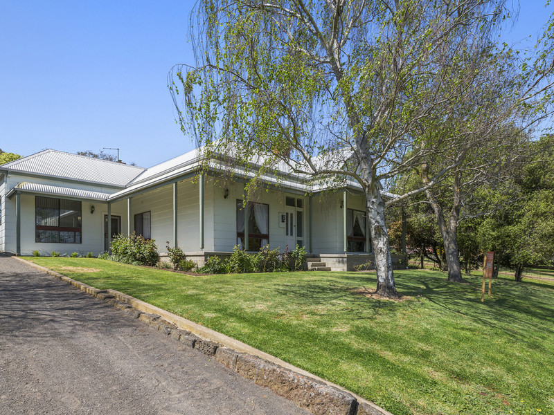 104 Main Street, Beeac, VIC