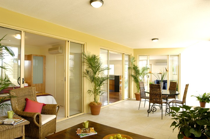 1/118. River Terrace, Kangaroo Point - Thumbnail 2