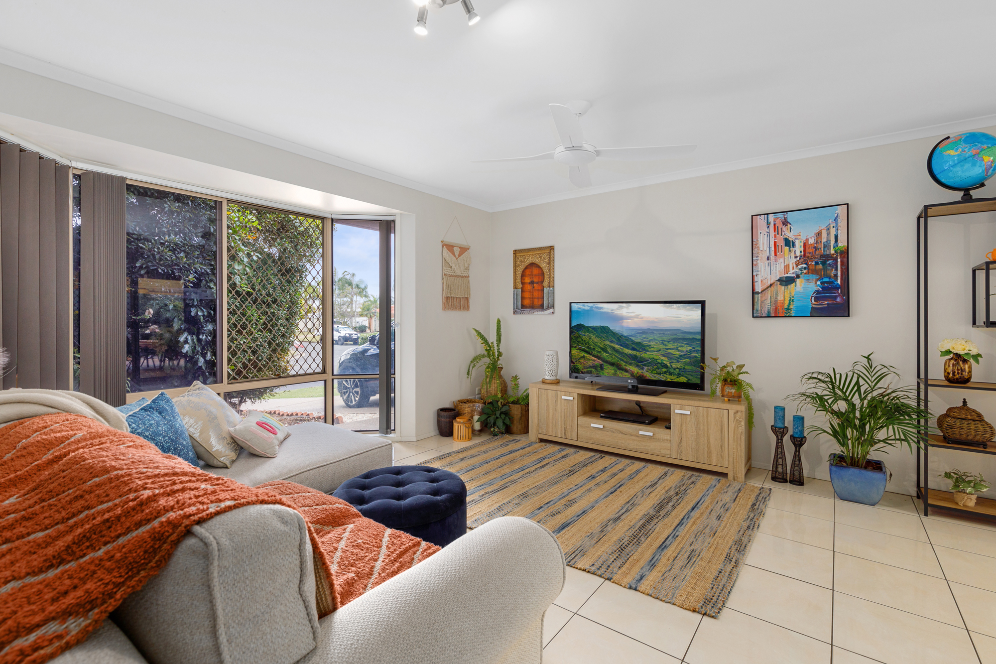 40 Gooding Drive, Coombabah - Thumbnail 2