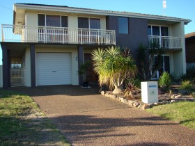 12 Bentham Place, Anna Bay, NSW 2316