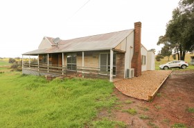 Property in Temora - Leased