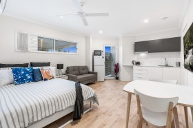 3/60 Lancelot Street, Tennyson, QLD 4105