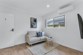 1/14 Price Street, Oxley, QLD 4075
