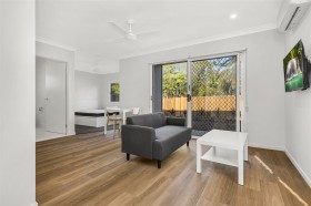 1/79 High Street, Brighton, QLD 4017