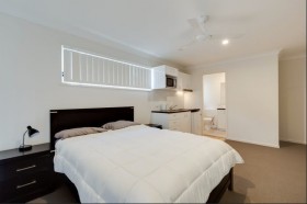4/12 Darnley Street, Rocklea, QLD 4106