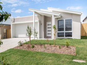 Property in Logan Reserve - Leased