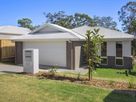 Property in Bellbird Park - Leased