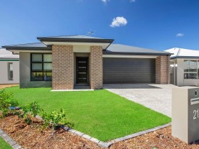 Property in Deebing Heights - Leased