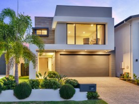 37 Daniel Drive, Rochedale, QLD 4123