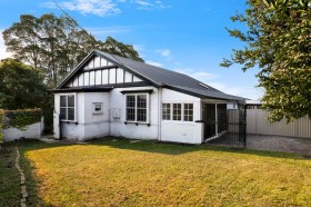 Property in Normanhurst - Leased