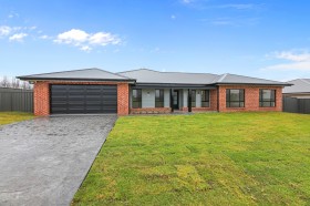 Property in Tamworth - Sold for $850,000