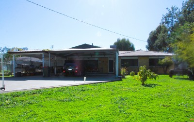 2 Warrina Crescent, Moree, NSW 2400