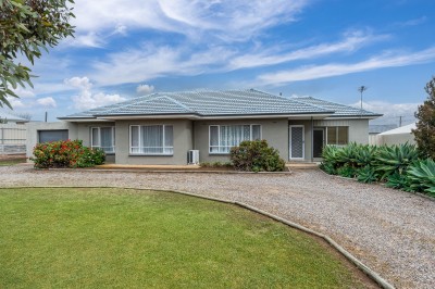 Property in Murray Bridge - $495,000 to $525,000 Open inspection Cancelled 