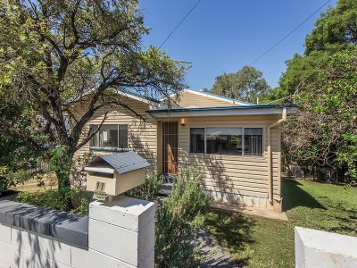 Property in Woodend - Leased