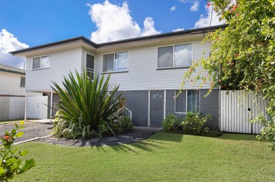 Property in Raceview - Offers over $885,000