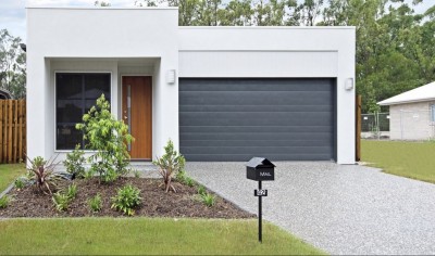 Property in Park Ridge - $700 Per Week