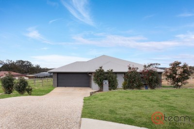 Property in Meringandan West - Offers over $1.050,000