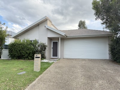 Property in Augustine Heights - $720 Weekly