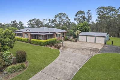 Property in Deebing Heights - Interest Above $1,290,000