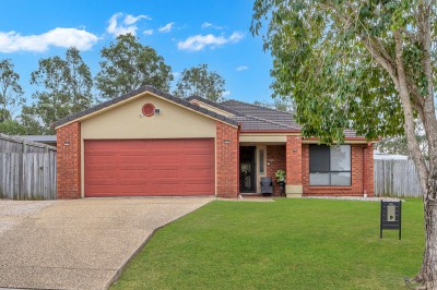 Property in Deebing Heights - Interest Above $1,050,000