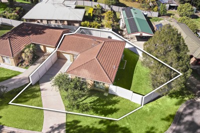 Property in Silkstone - Value @ Interest Above $669,000