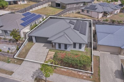 Property in Deebing Heights - Interest Above $869,000