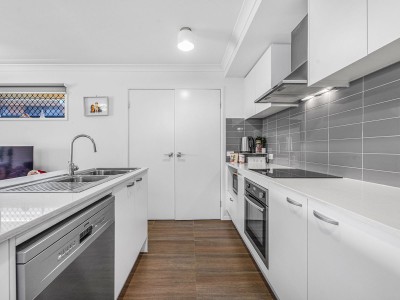 Property in Ellen Grove - Sold for $490,000