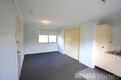 Property in Woodridge - $385 Weekly