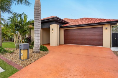 Property in Flagstone - BEST OFFER BY 5PM 13th July 2025