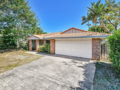 Property in Hillcrest - Submit Best Offers 4th Oct by 5pm