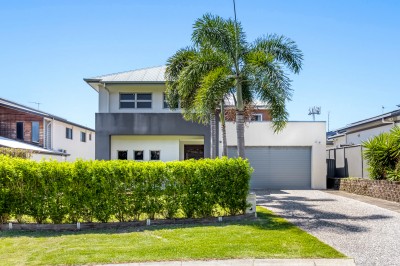 Property in Eight Mile Plains - BEST OFFER BY 28th APRIL
