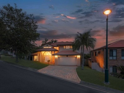 Property in Stretton - For Ren $1100 per week