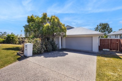 10 Filmoy Place, Bushland Beach, QLD 4818