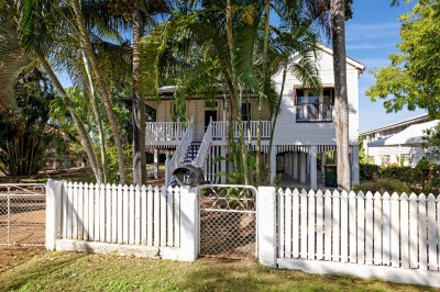 17 Bishop Street, Belgian Gardens, QLD 4810