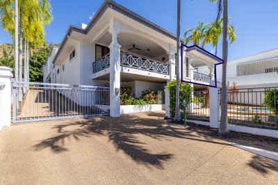 2/304 Stanley Street, North Ward, QLD 4810