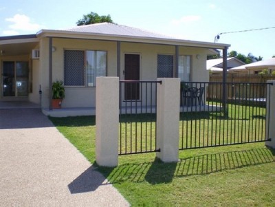 11a Moor Court, Kelso, QLD 4815