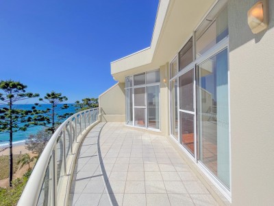 Property For Rent in Sapphire Beach