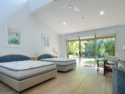 Property For Rent in Sapphire Beach