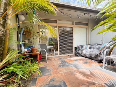 Property For Rent in Sapphire Beach