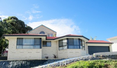 Property For Rent in Sapphire Beach
