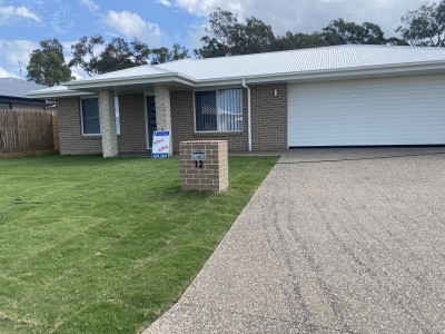 Property in Urangan - Leased